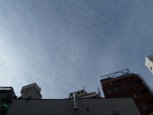 吉祥寺上空にヘリコプター